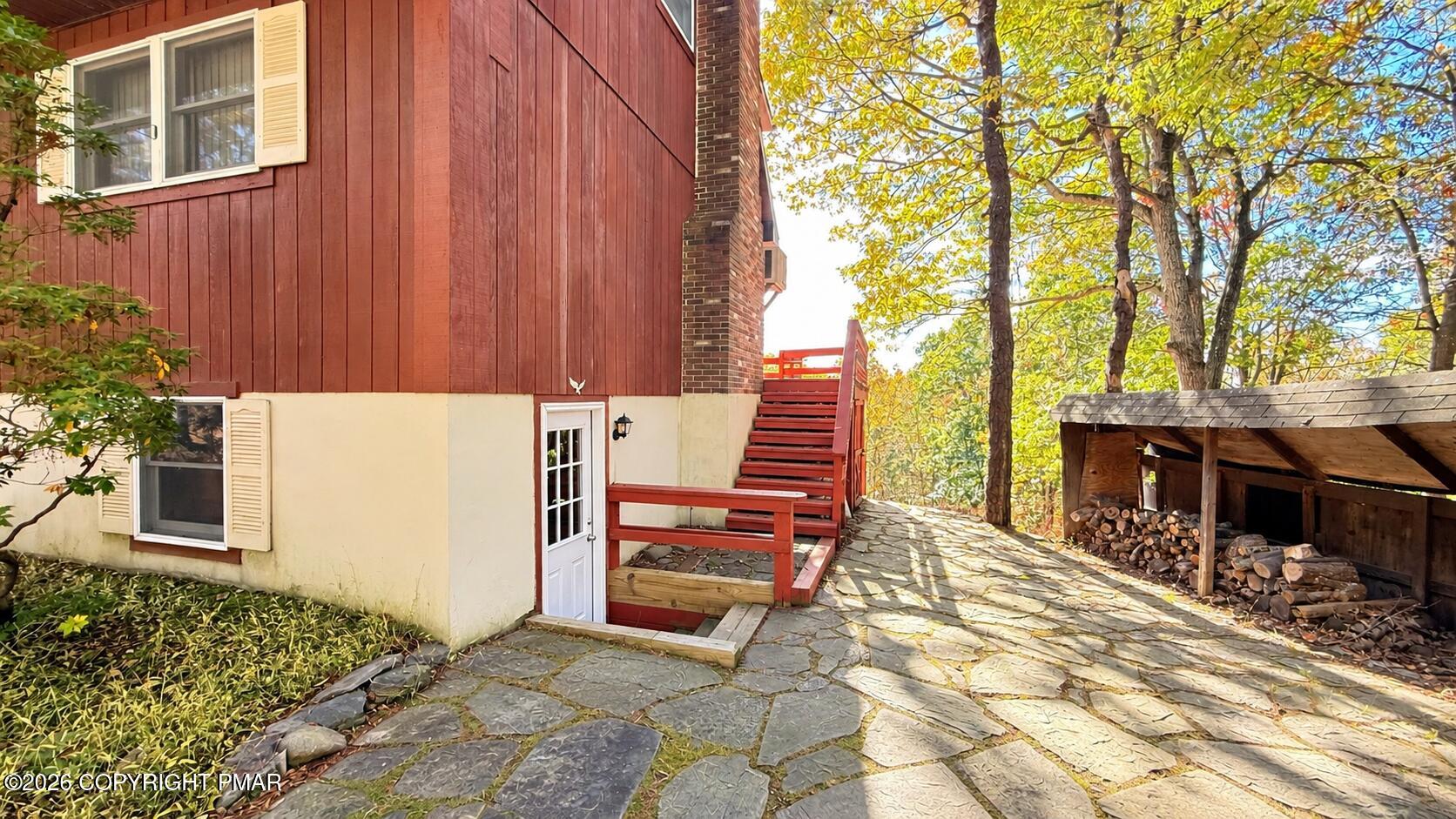 118 Elgin Way