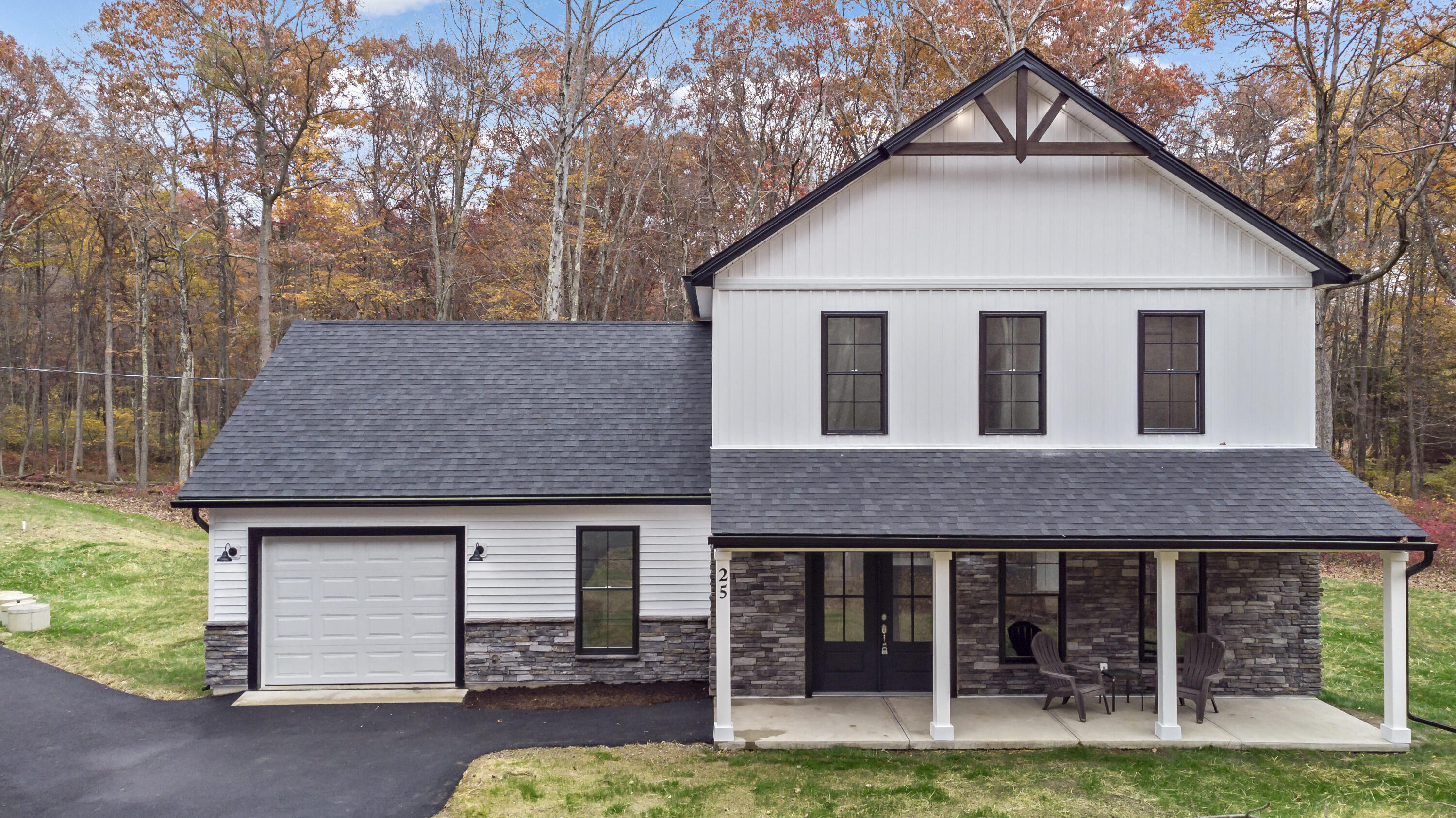 25 Oak Lane, Lehighton, Pennsylvania image 1