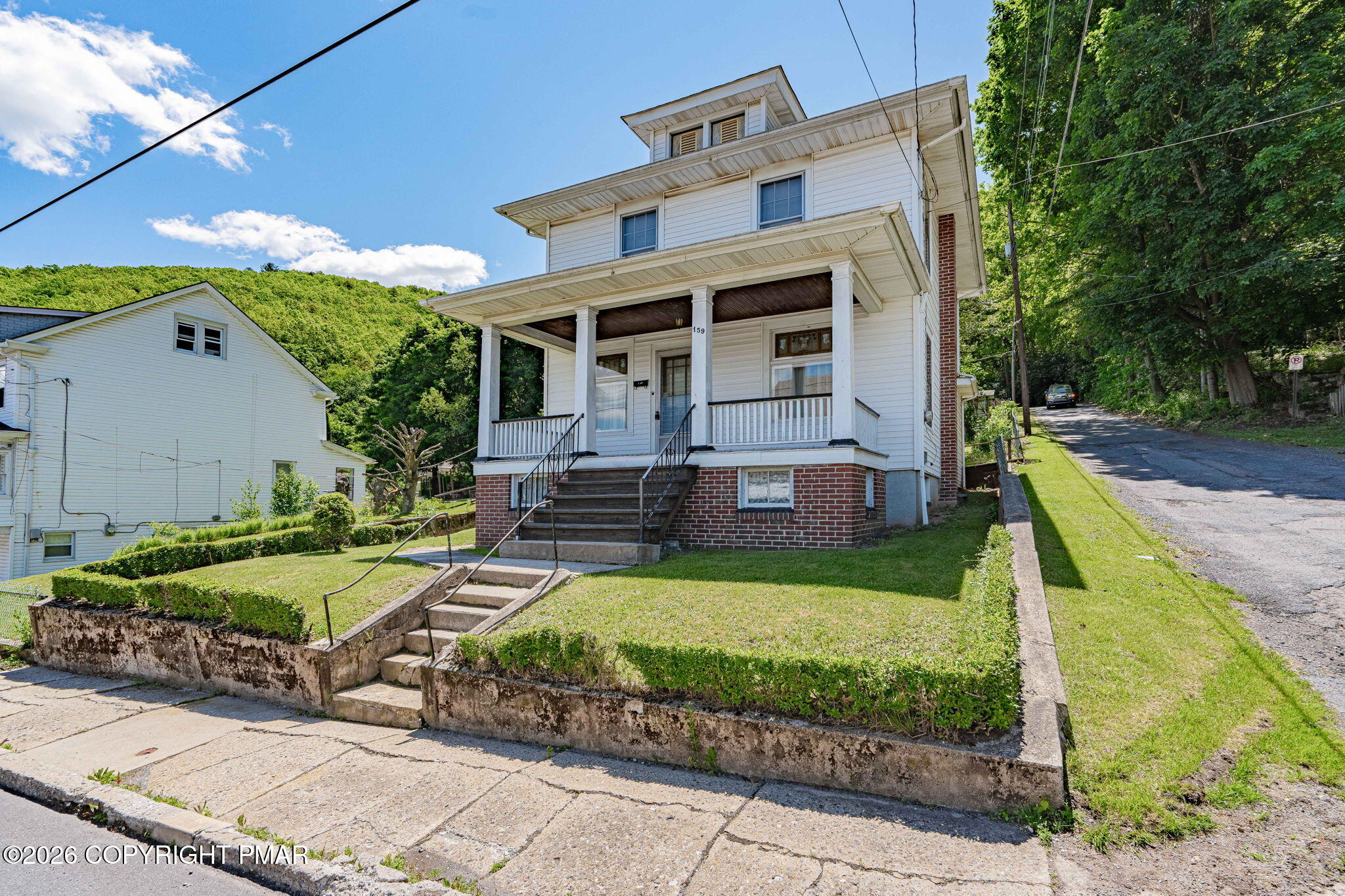159 W Ridge Street