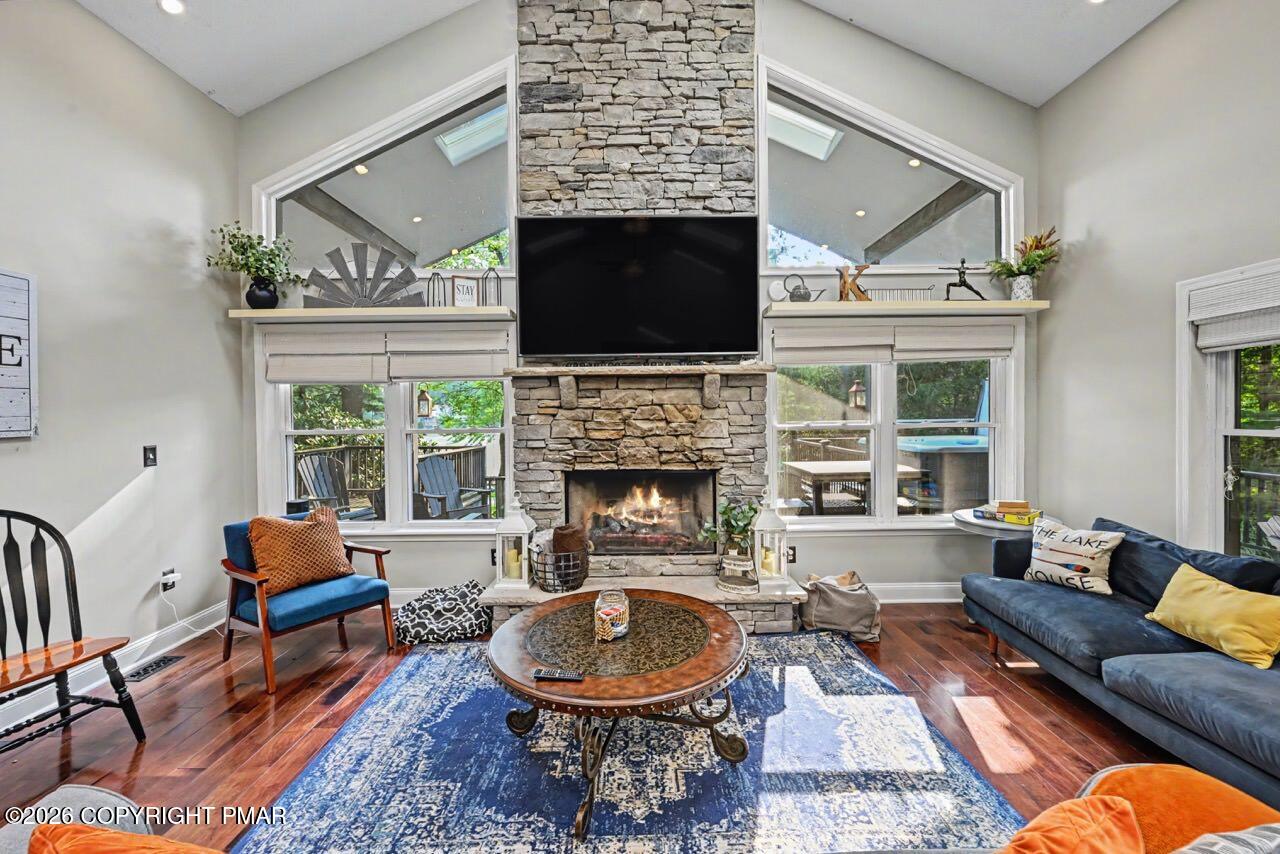 119 N Lake Drive