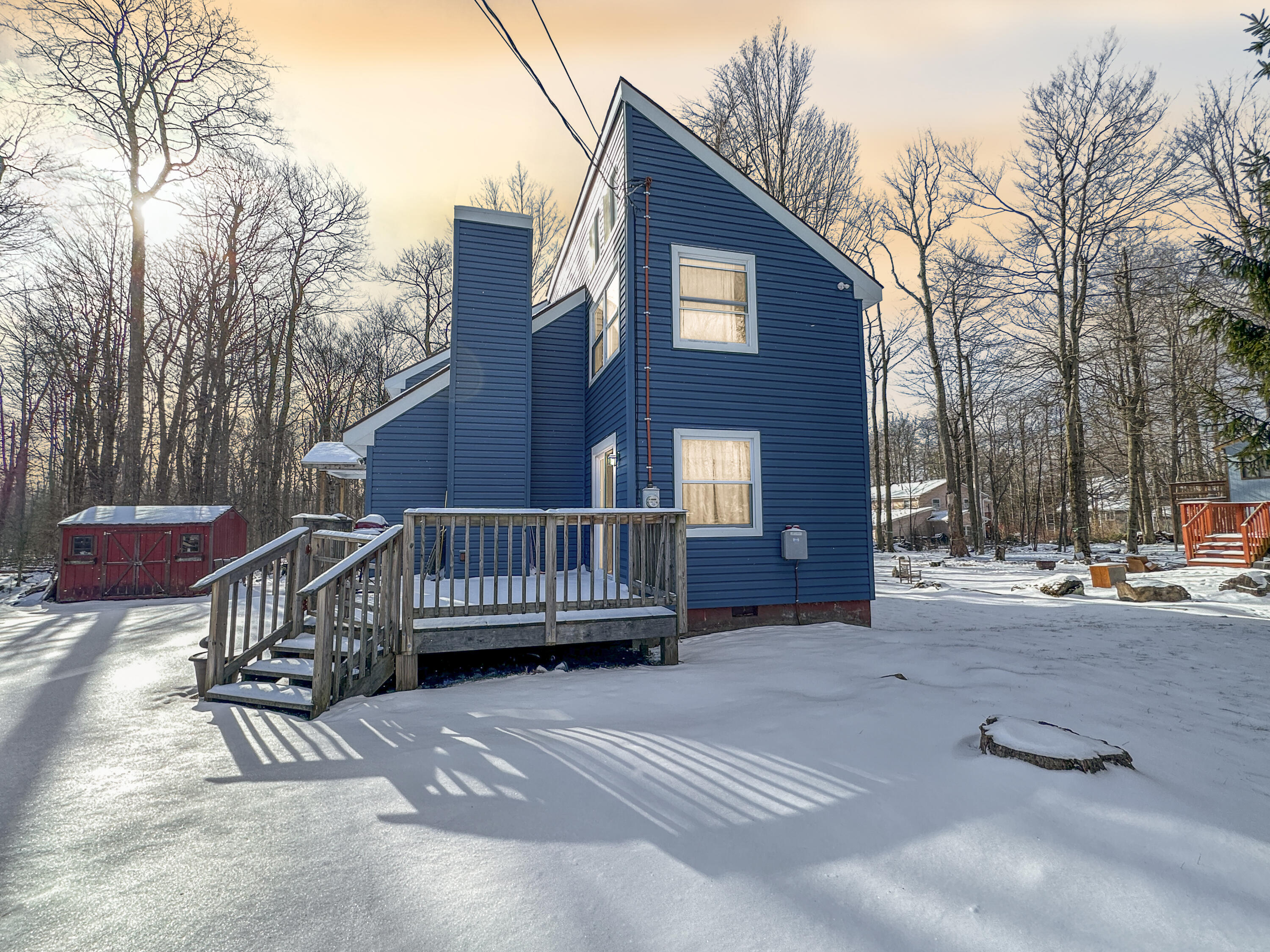1216 Winding Way, Tobyhanna, Pennsylvania image 2