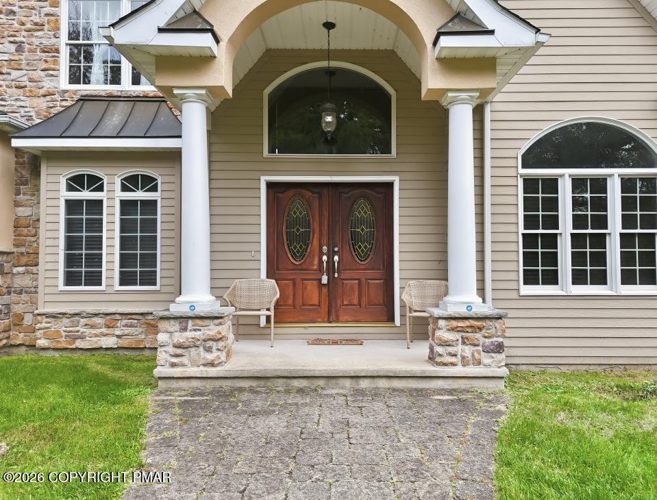 136 Artist Trail Lane