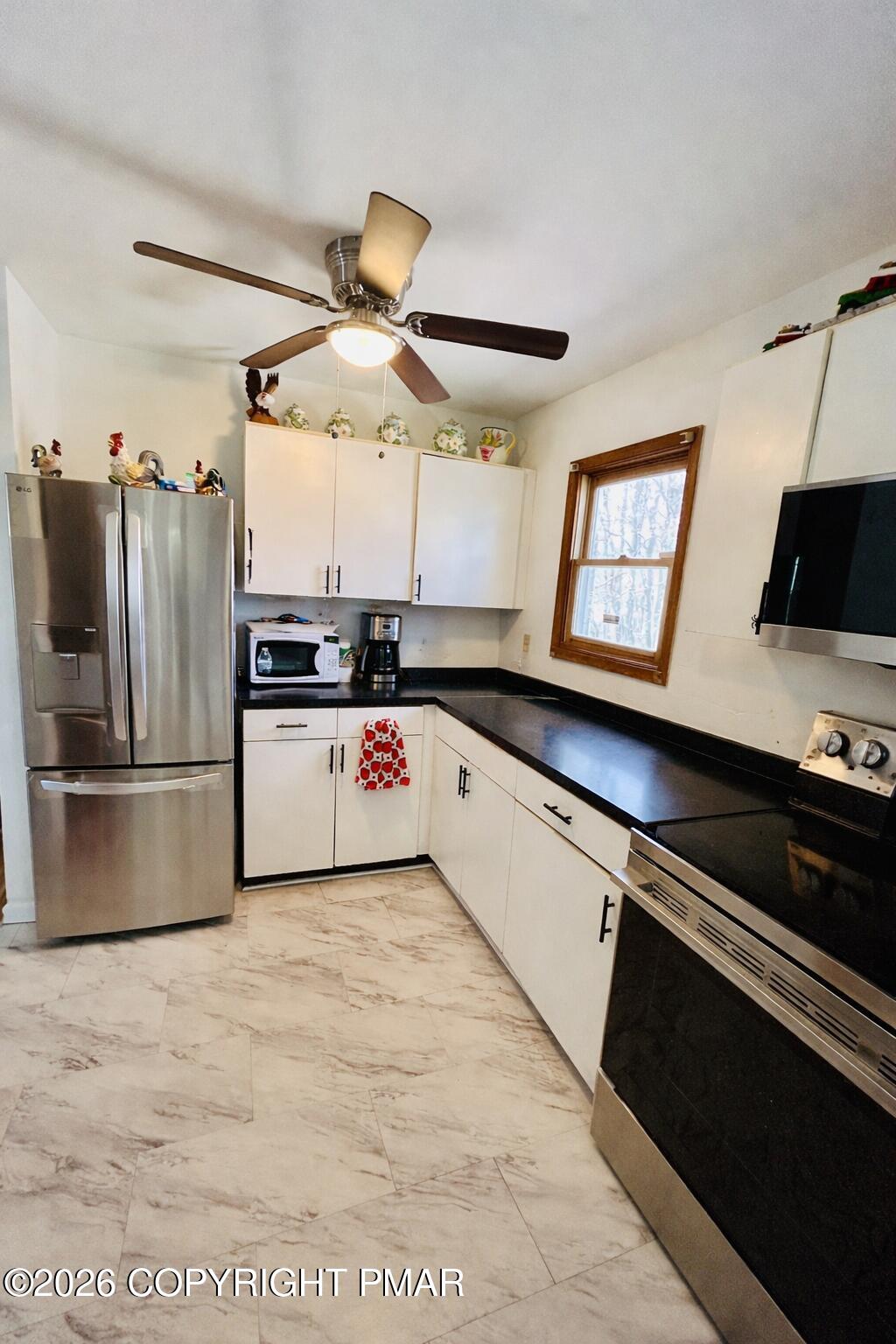 7174 Robinwood Drive