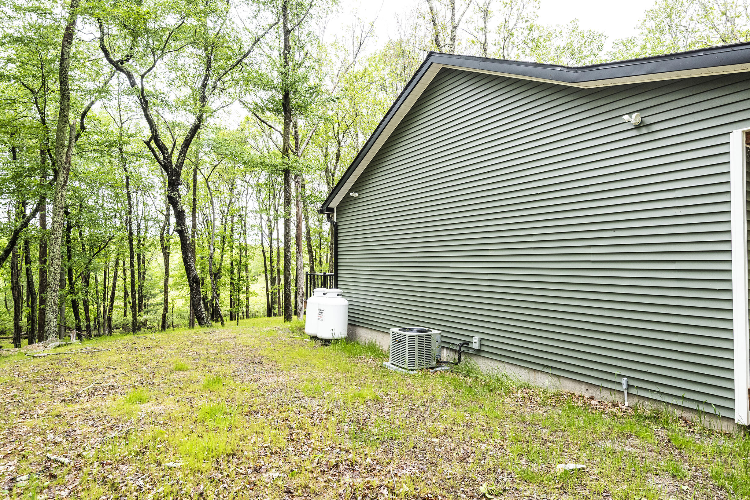 209 Conashaugh Trail, Milford, Pennsylvania image 11