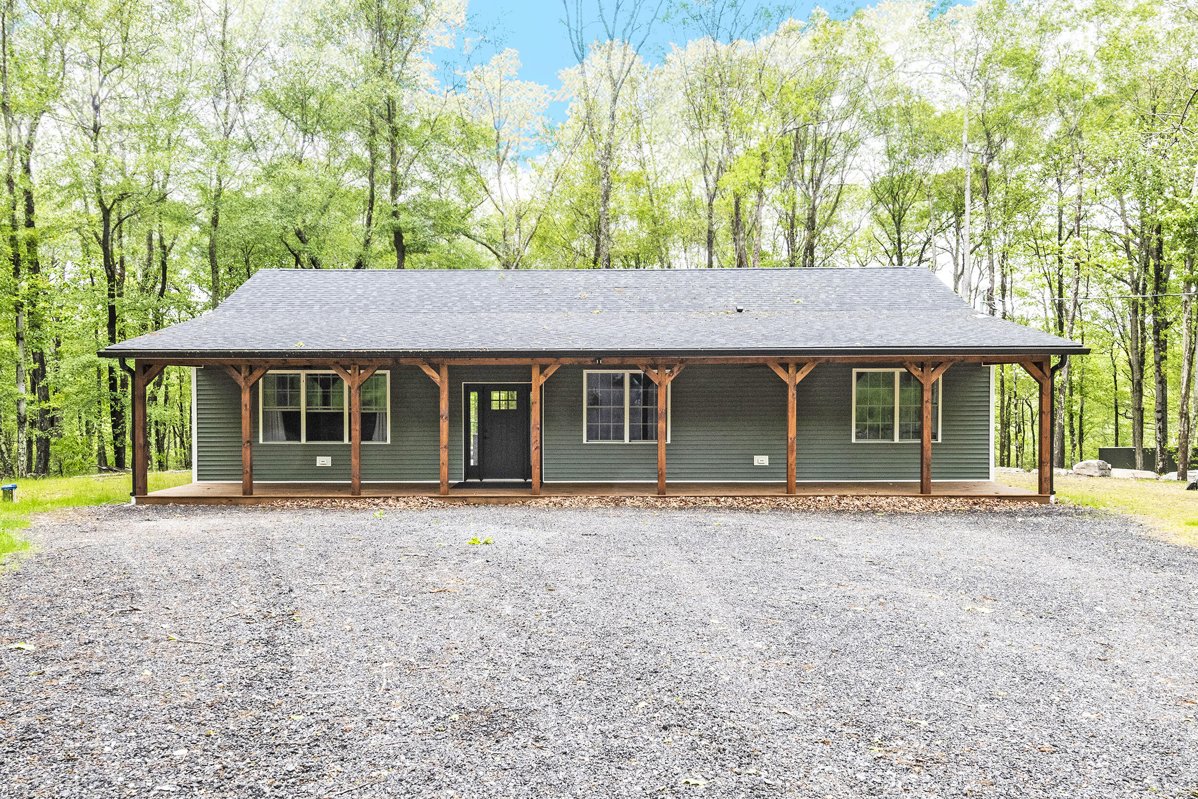 209 Conashaugh Trail, Milford, Pennsylvania image 2