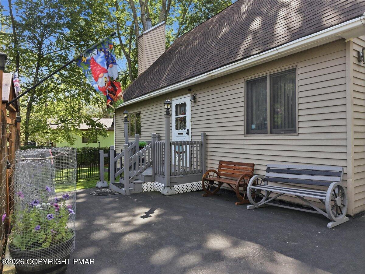 7110 Robinwood Drive