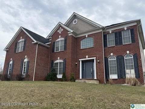 Homes For Sale - 671 Stratton Drive<br/> Monroe County, East Stroudsburg, PA 18302