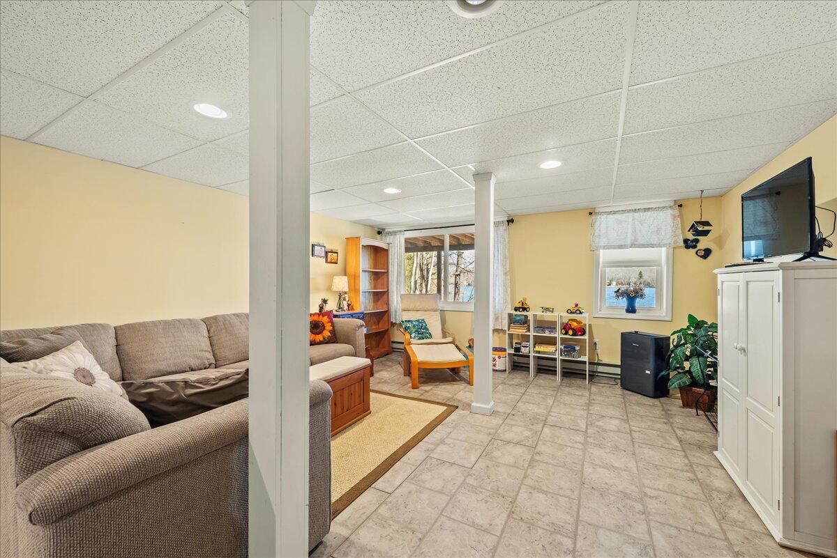 115 Podunk Path, Pocono Lake, Pennsylvania image 38