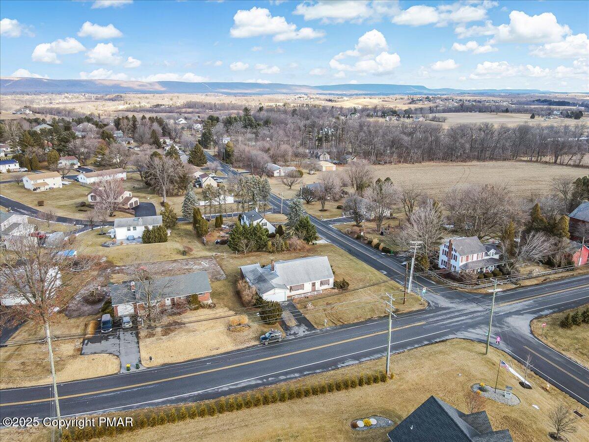 402 Cherry Hill Road, Nazareth, Pennsylvania image 39