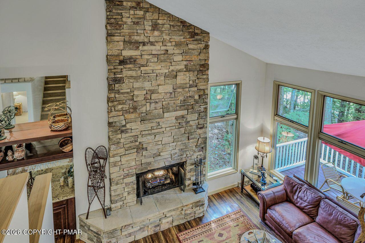 106 Laurelwoods Drive