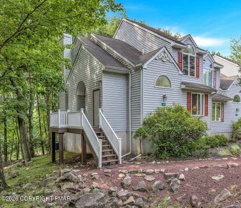 Condo For Sale - 106 Laurelwoods Drive<br/> Lake Harmony, PA 18624