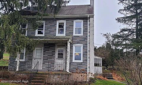 Homes For Sale - 395 Holtzman Road<br/> Lancaster County, Reinholds, PA 17569