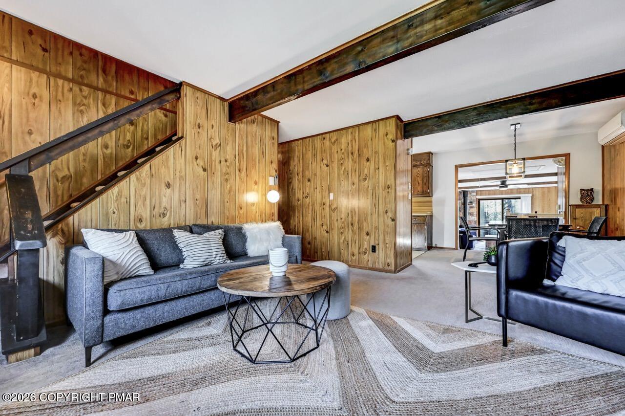 312 Foxglove Place