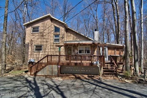 1328 Winding Way Tobyhanna PA 18466