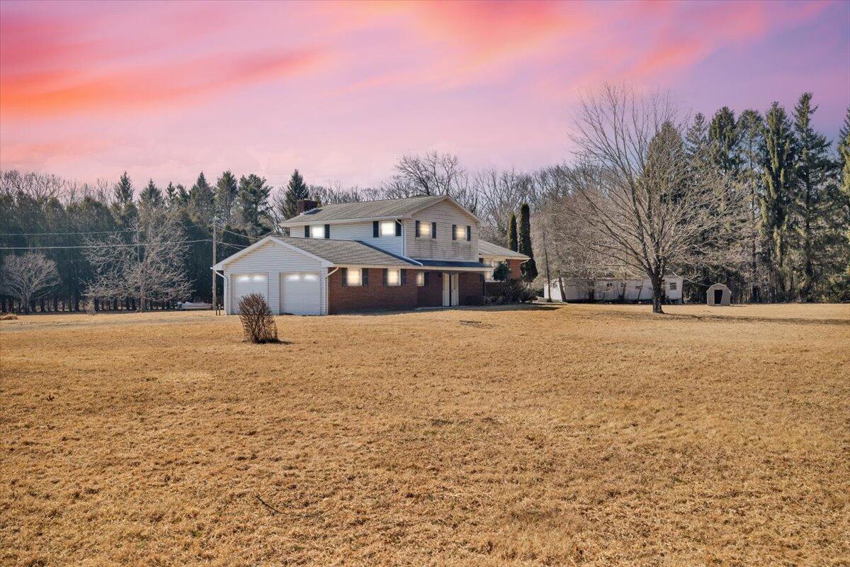 106 Duncan Drive, Effort, Pennsylvania image 2