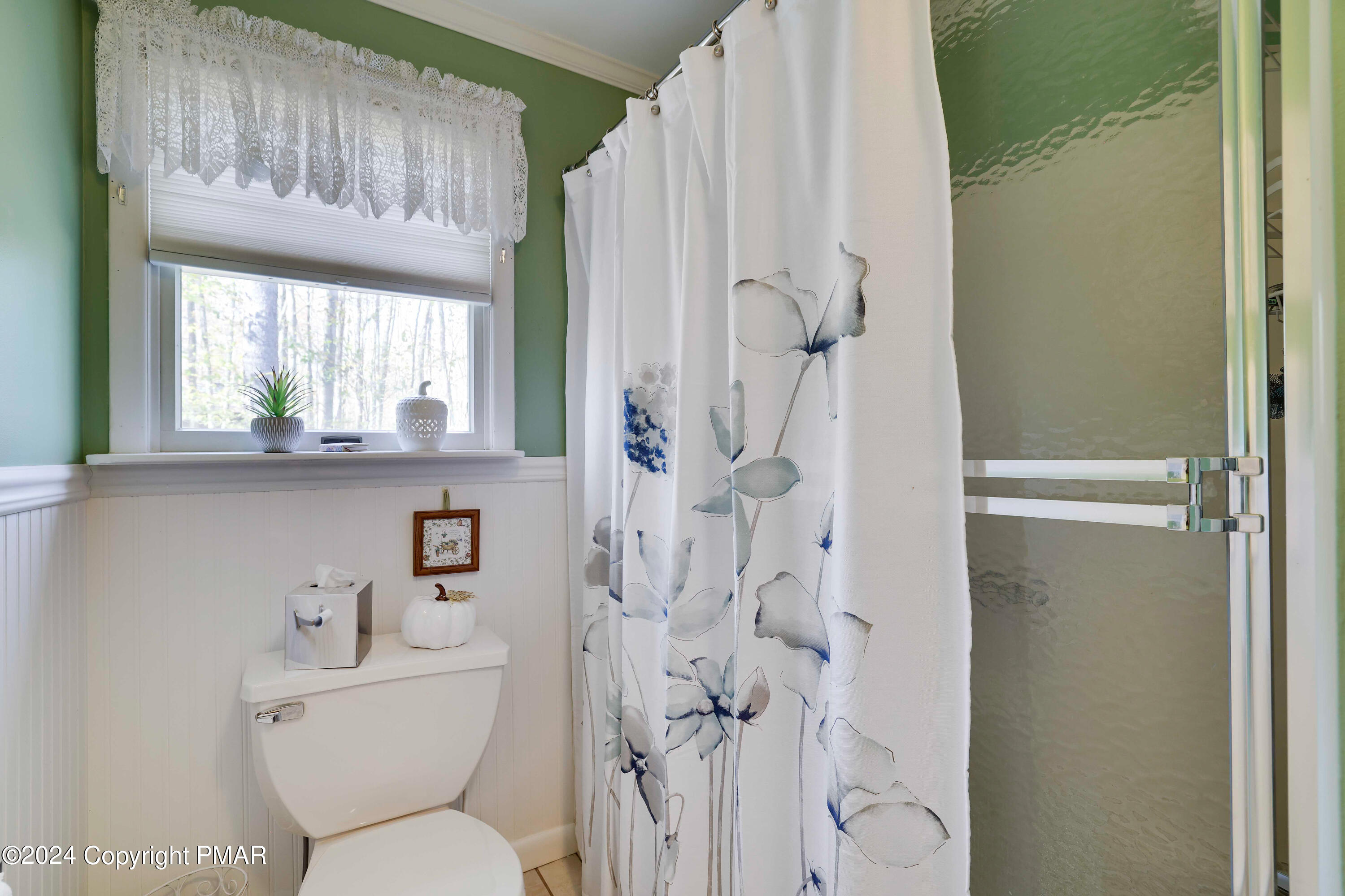 137 Outer Drive, Pocono Lake, Pennsylvania image 33