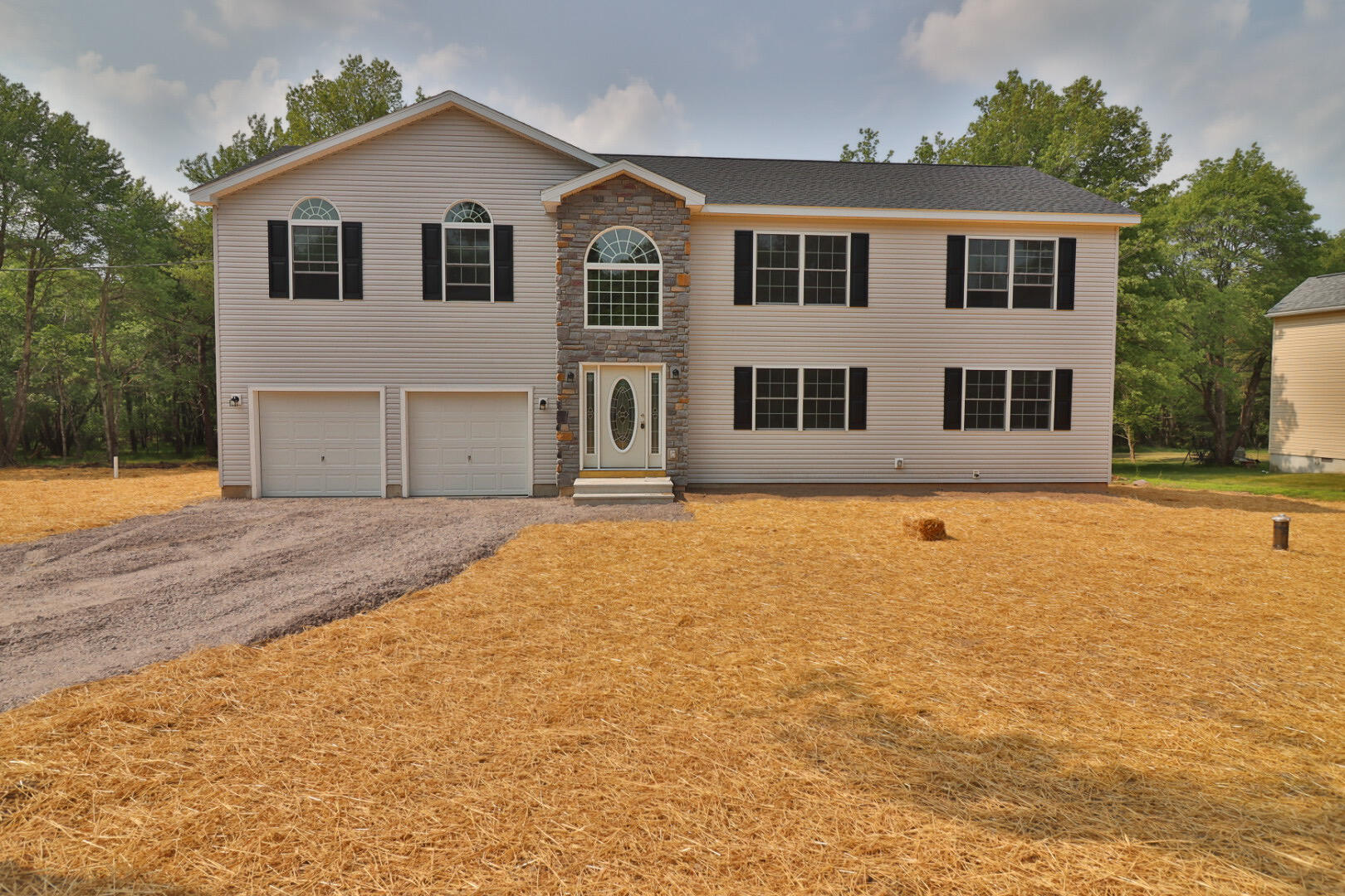 111 Center Drive, Blakeslee, Pennsylvania image 2