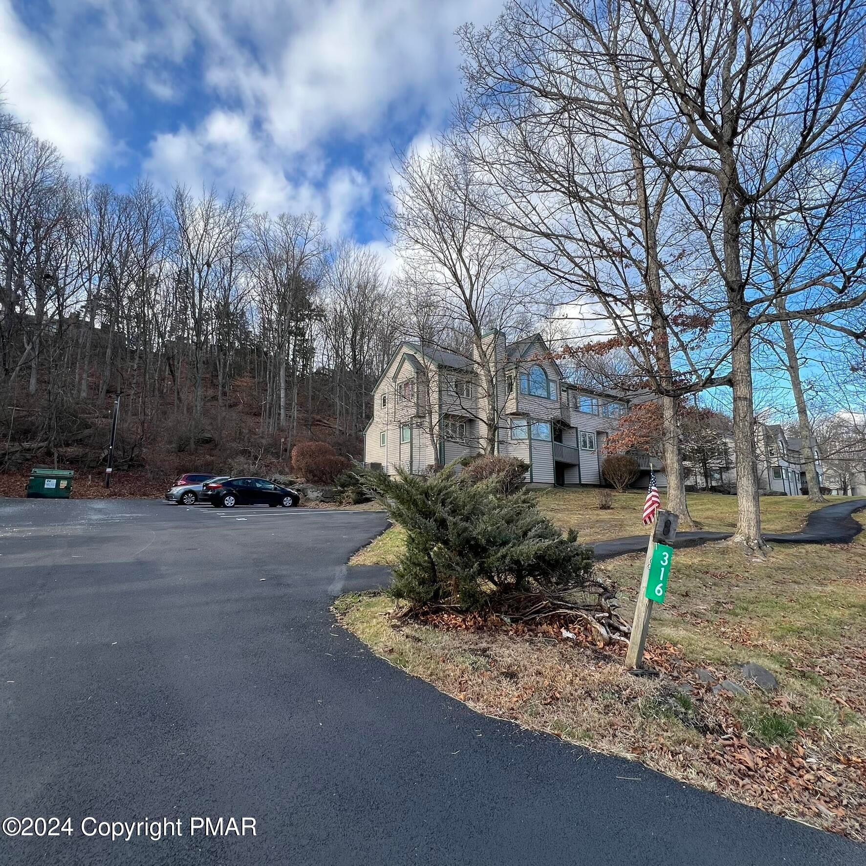 316 Hollow Road