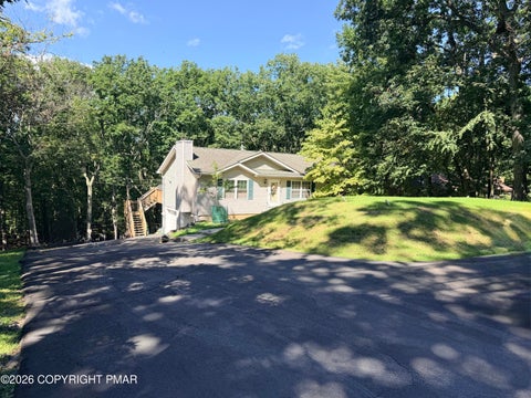 Homes For Sale - 1021 Alpine Drive<br/> East Stroudsburg, PA 18302