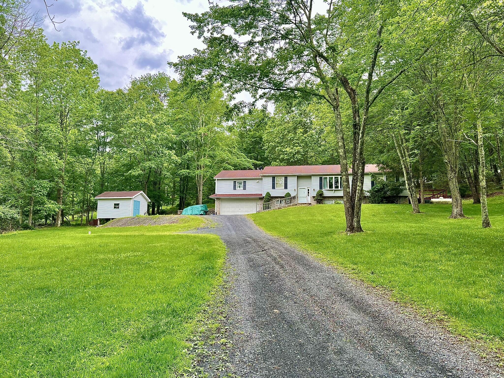 117 Hutson Hill, East Stroudsburg, Pennsylvania image 3