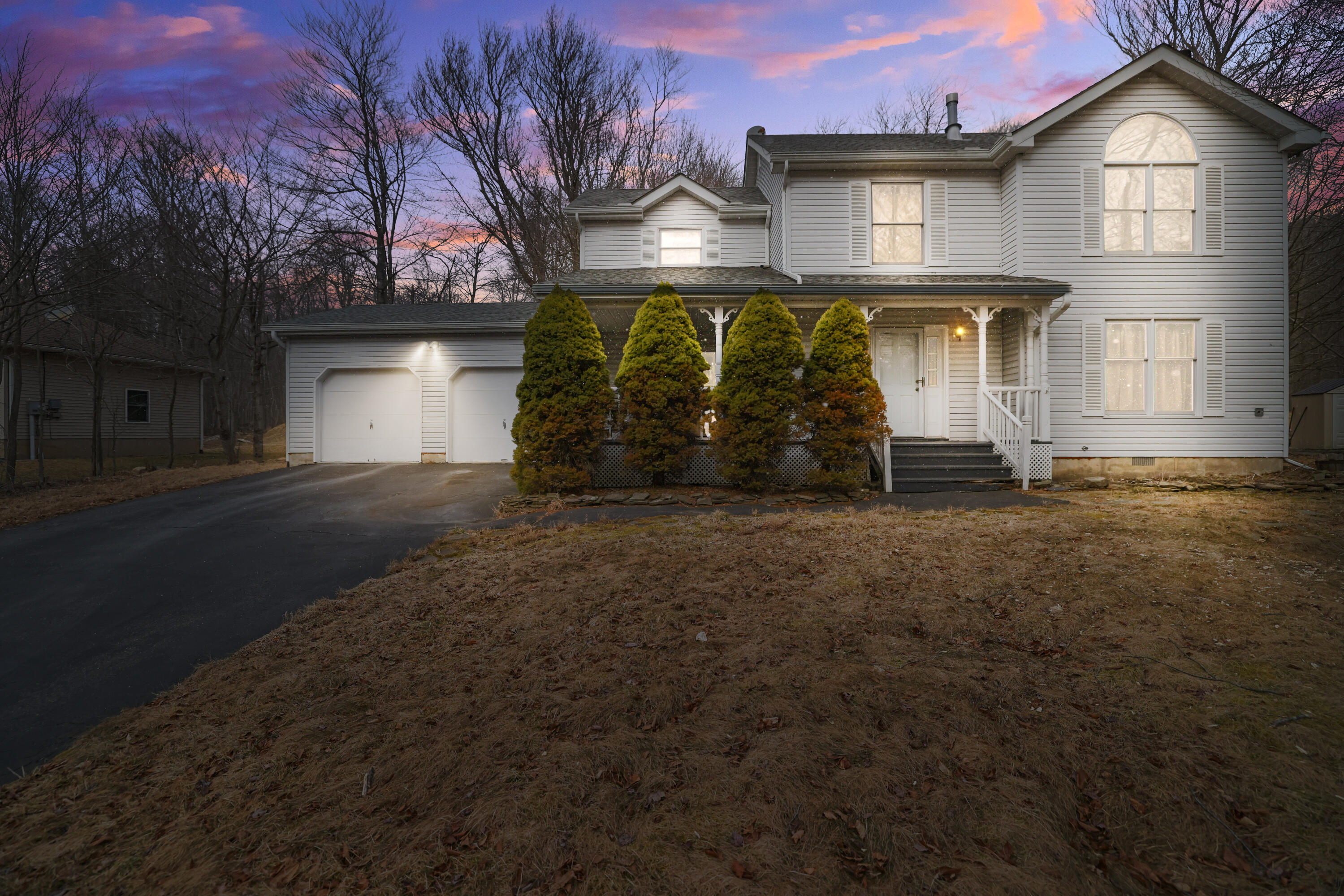2811 Oak View Lane, Tobyhanna, Pennsylvania image 1