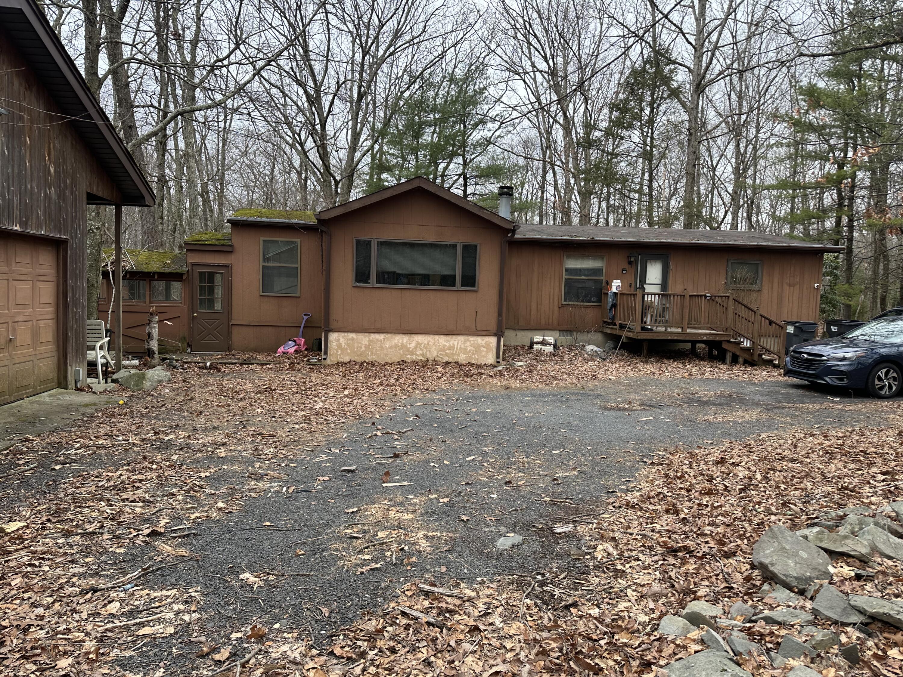 3175 Pocono Dr Drive, East Stroudsburg, Pennsylvania image 1