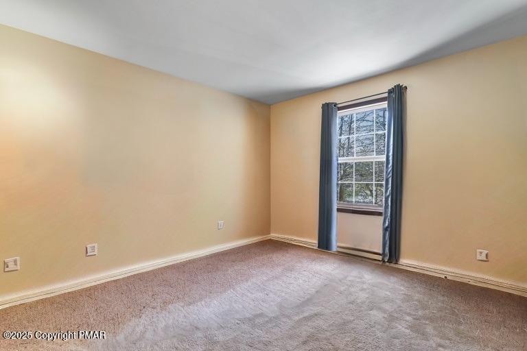 8350 Coyote Drive, Tobyhanna, Pennsylvania image 22