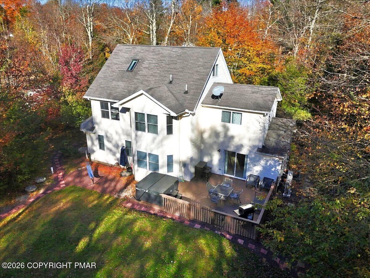 104 WILLOW Place