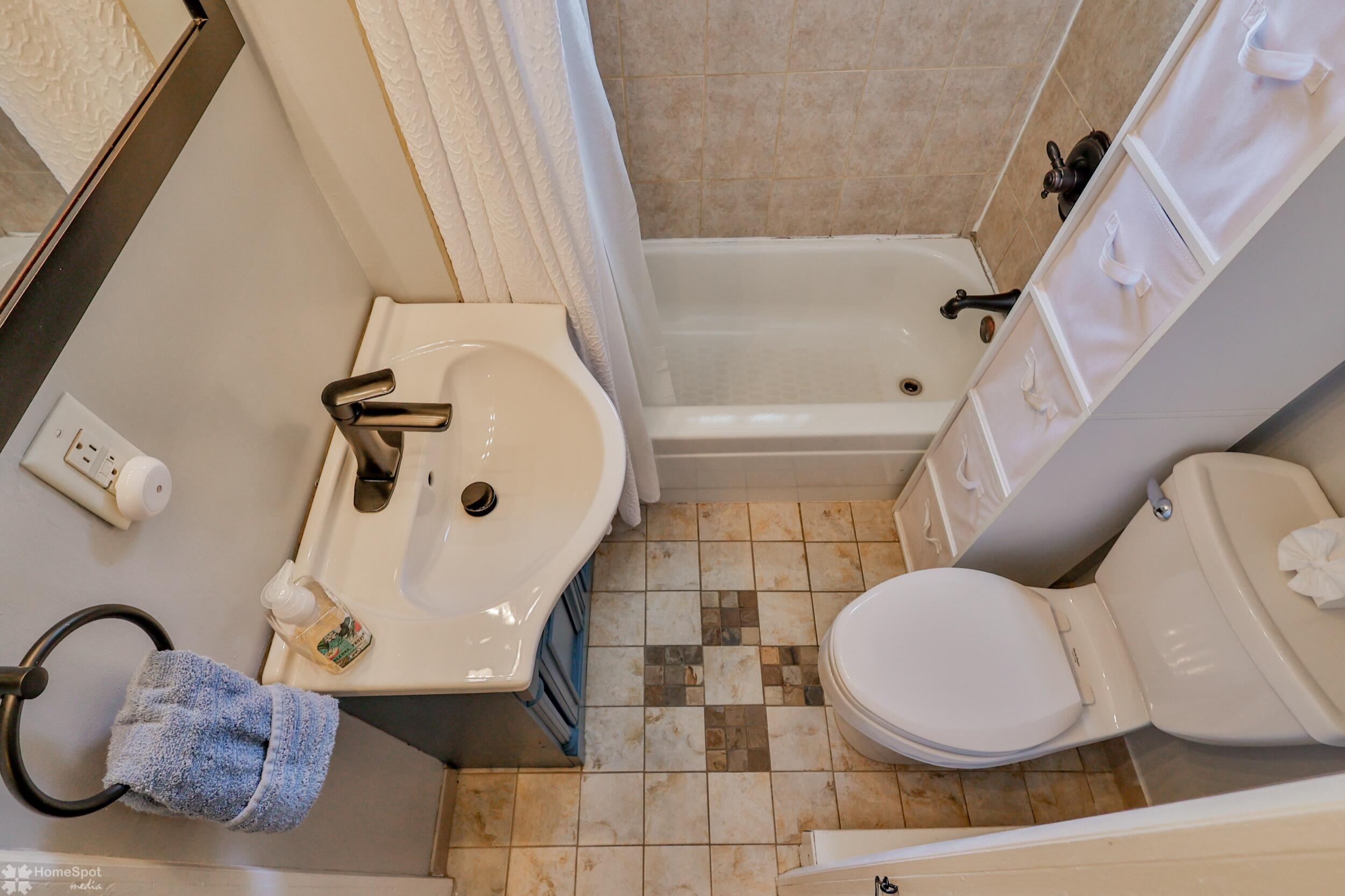 2448 Birch Street, Easton, Pennsylvania image 28