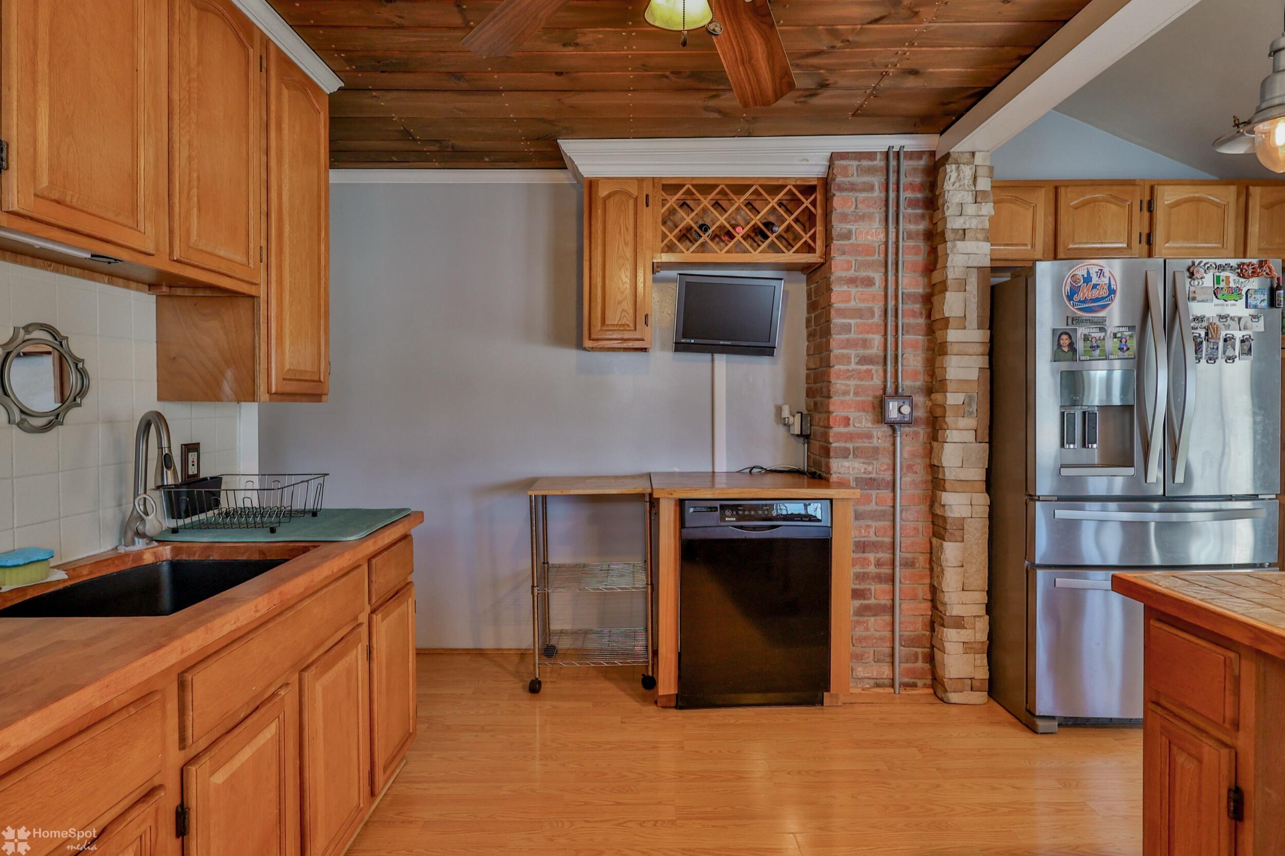 2448 Birch Street, Easton, Pennsylvania image 16