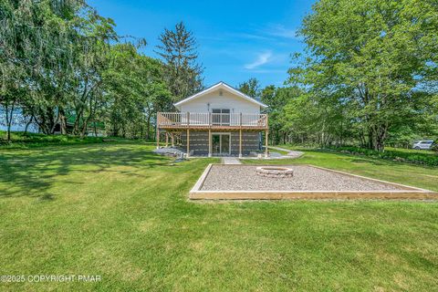 453 Cedar Drive Long Pond PA 18334