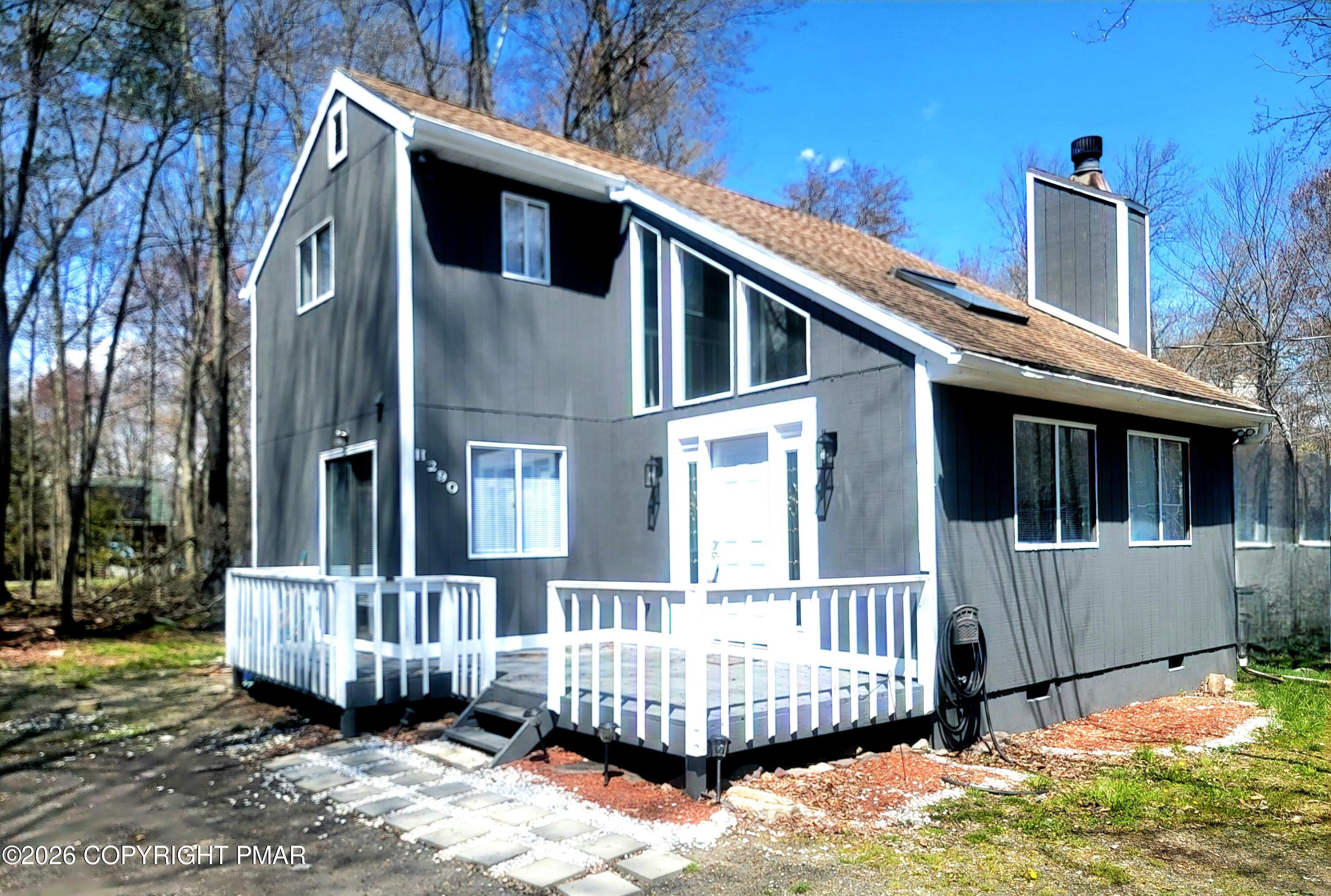 8382 GARDEN Drive