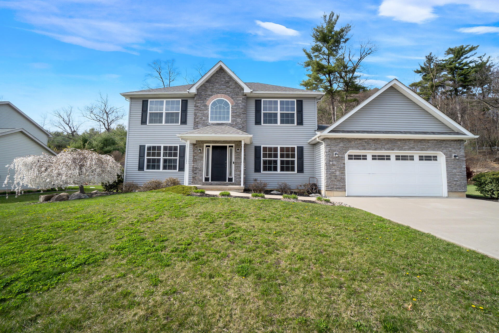 621 E Princeton Avenue, Palmerton, Pennsylvania image 2