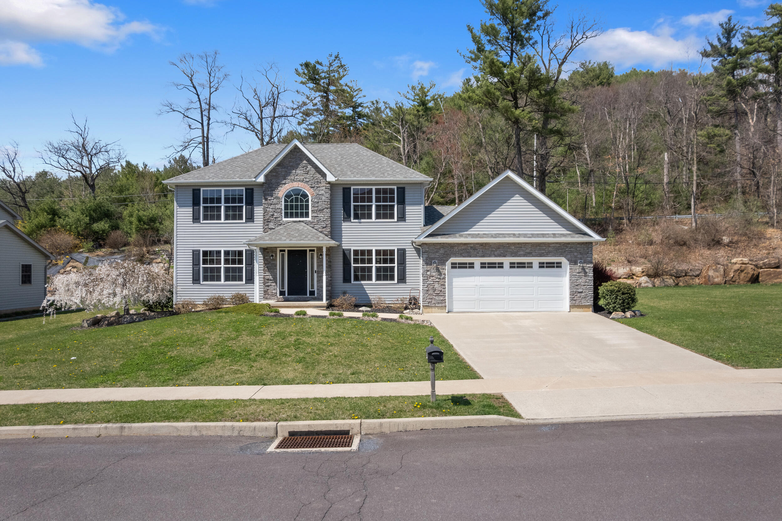 621 E Princeton Avenue, Palmerton, Pennsylvania image 4