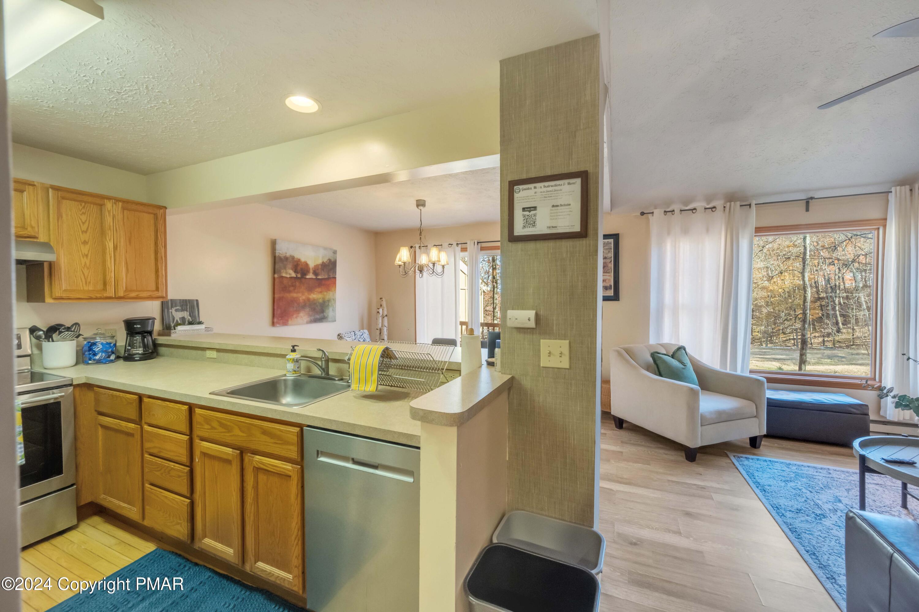 480 Spruce Drive, Tannersville, Pennsylvania image 4
