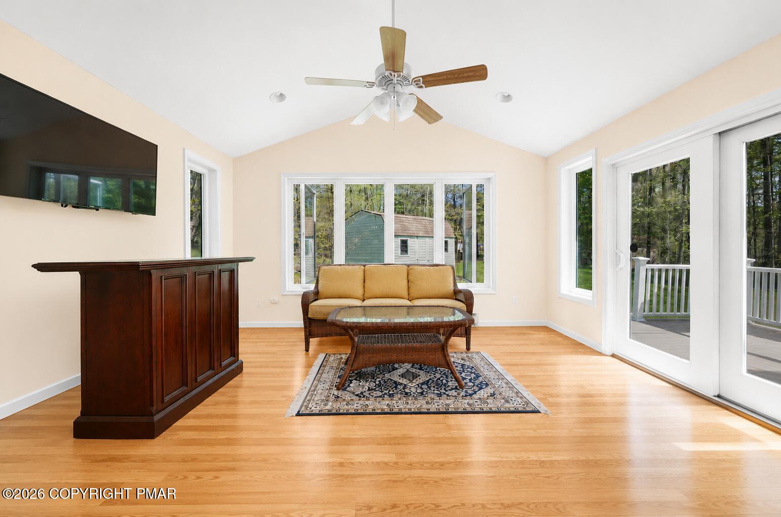 111 Sir Lyonnesse Court