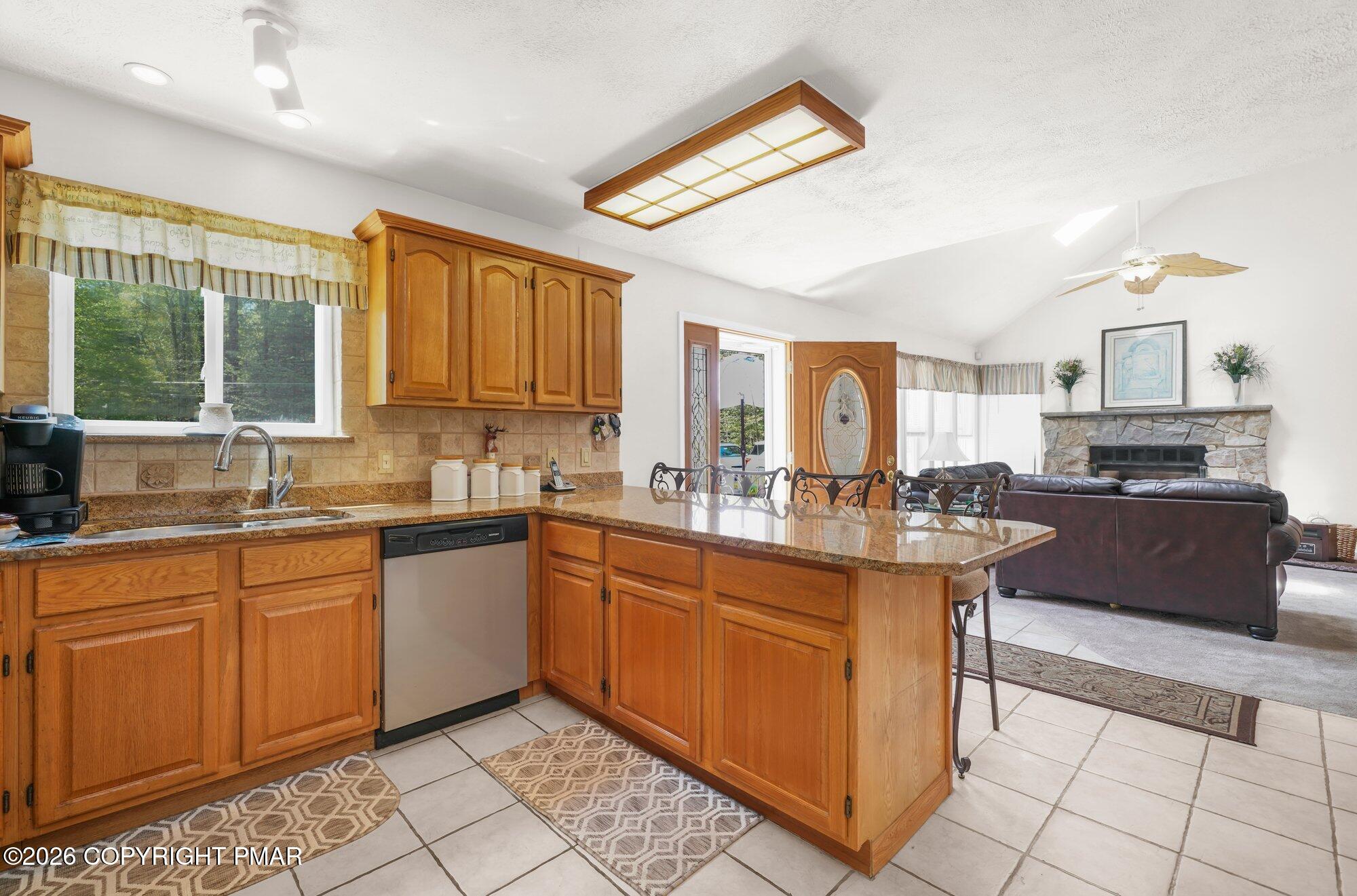 111 Sir Lyonnesse Court