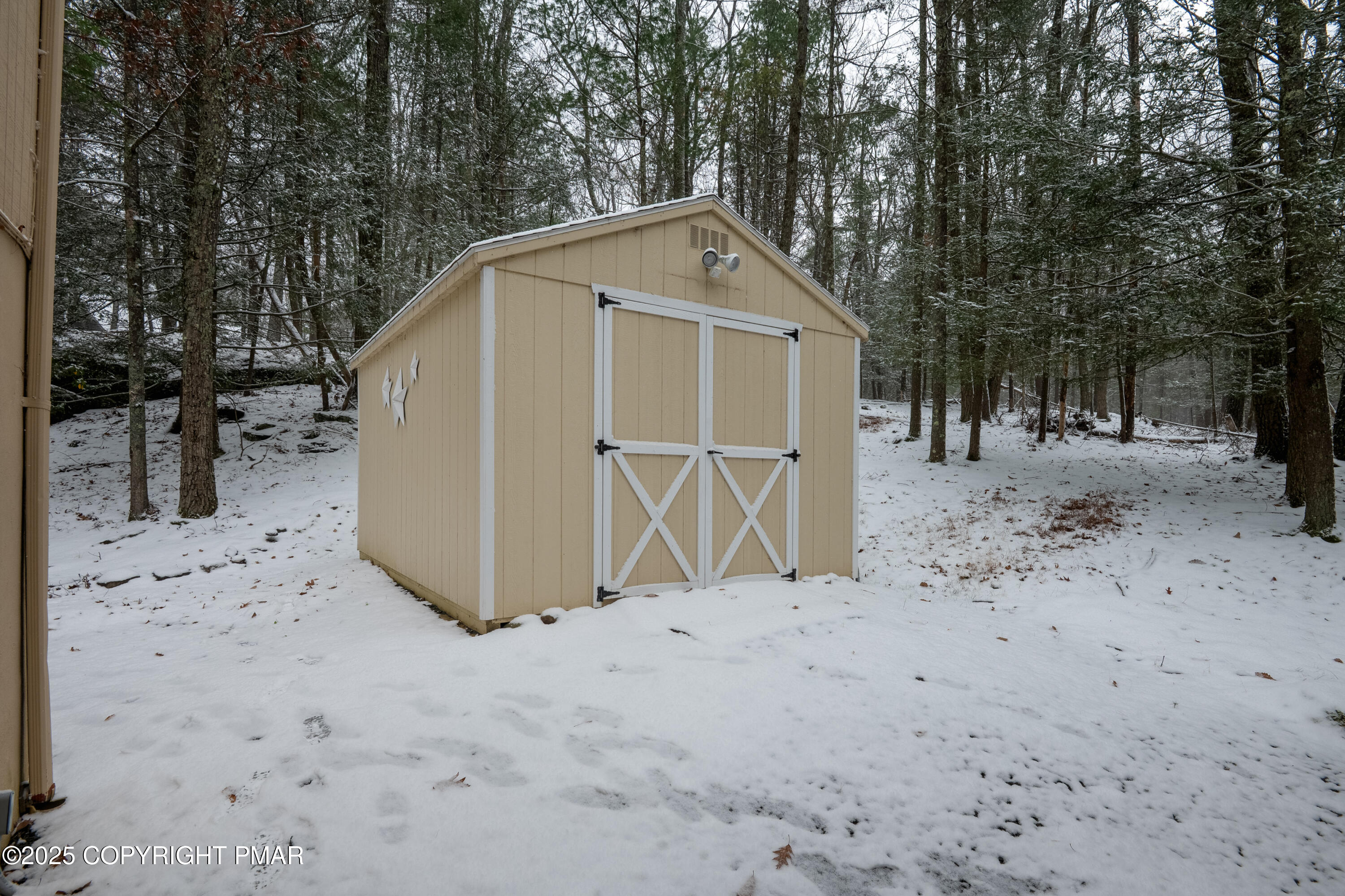 169 Shiny Mountain Road