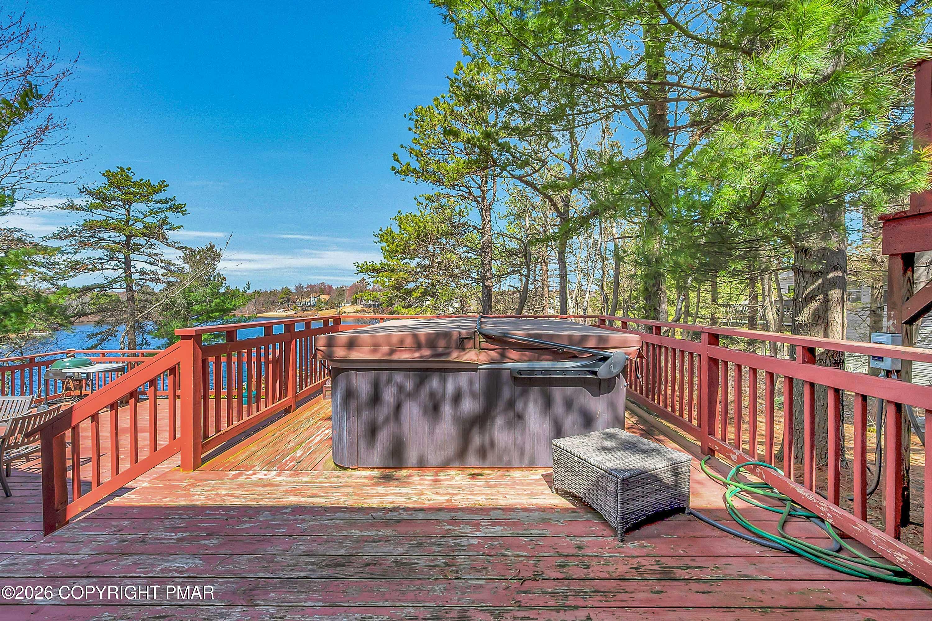 1381 Glade Drive