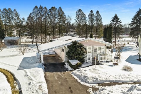 107 Stonecrest Drive Moosic PA 18507