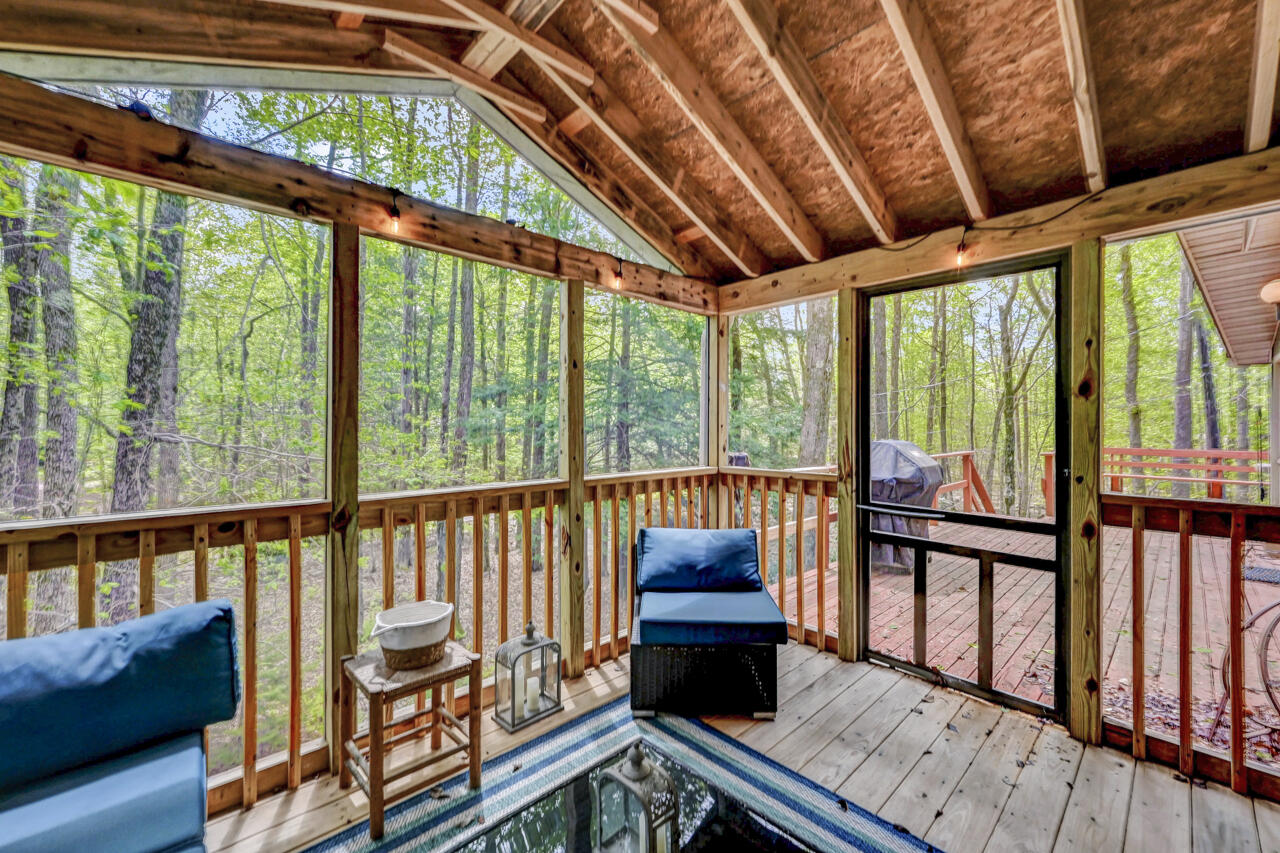 1172 Deer Trail Road, Pocono Pines, Pennsylvania image 36