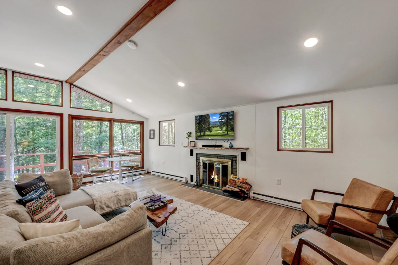 1172 Deer Trail Road, Pocono Pines, Pennsylvania image 16