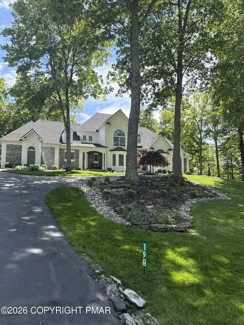 Homes For Sale - 198 Great Bear Way Road<br/> East Stroudsburg, PA 18302