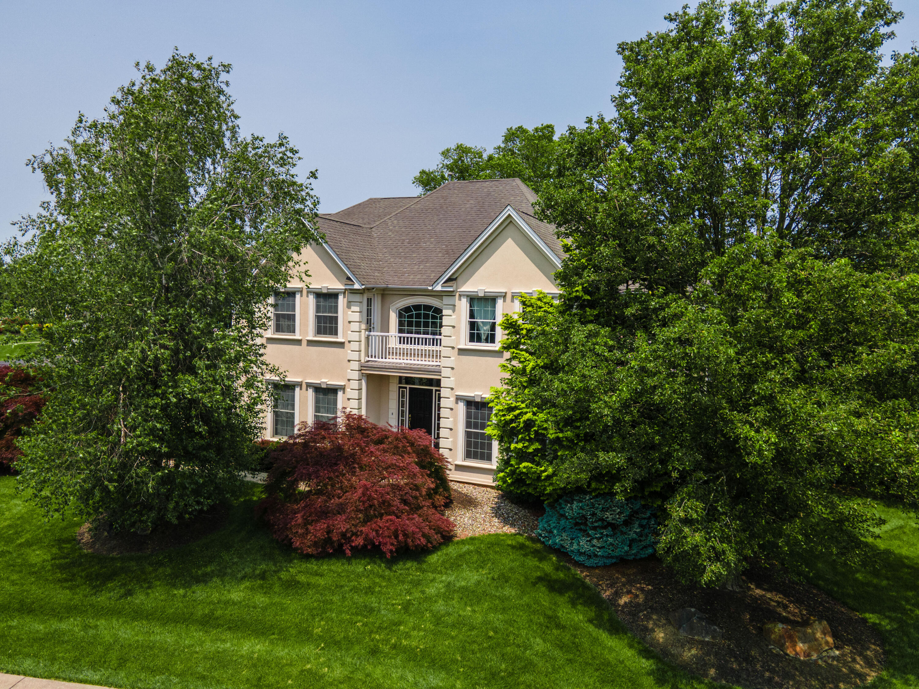 49 Central Drive, Easton, Pennsylvania image 1