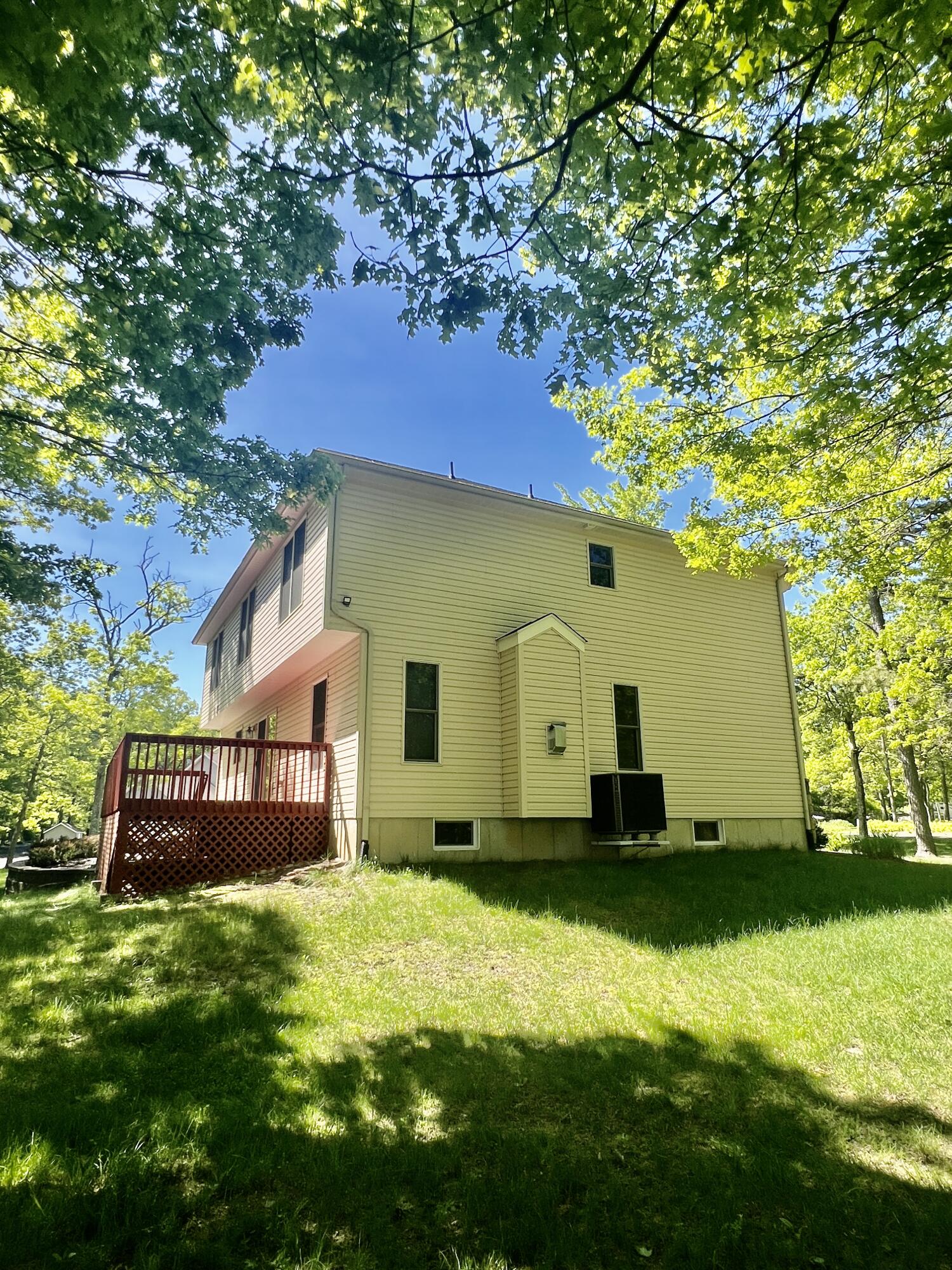 512 Bombur Lane, Tamiment, Pennsylvania image 6
