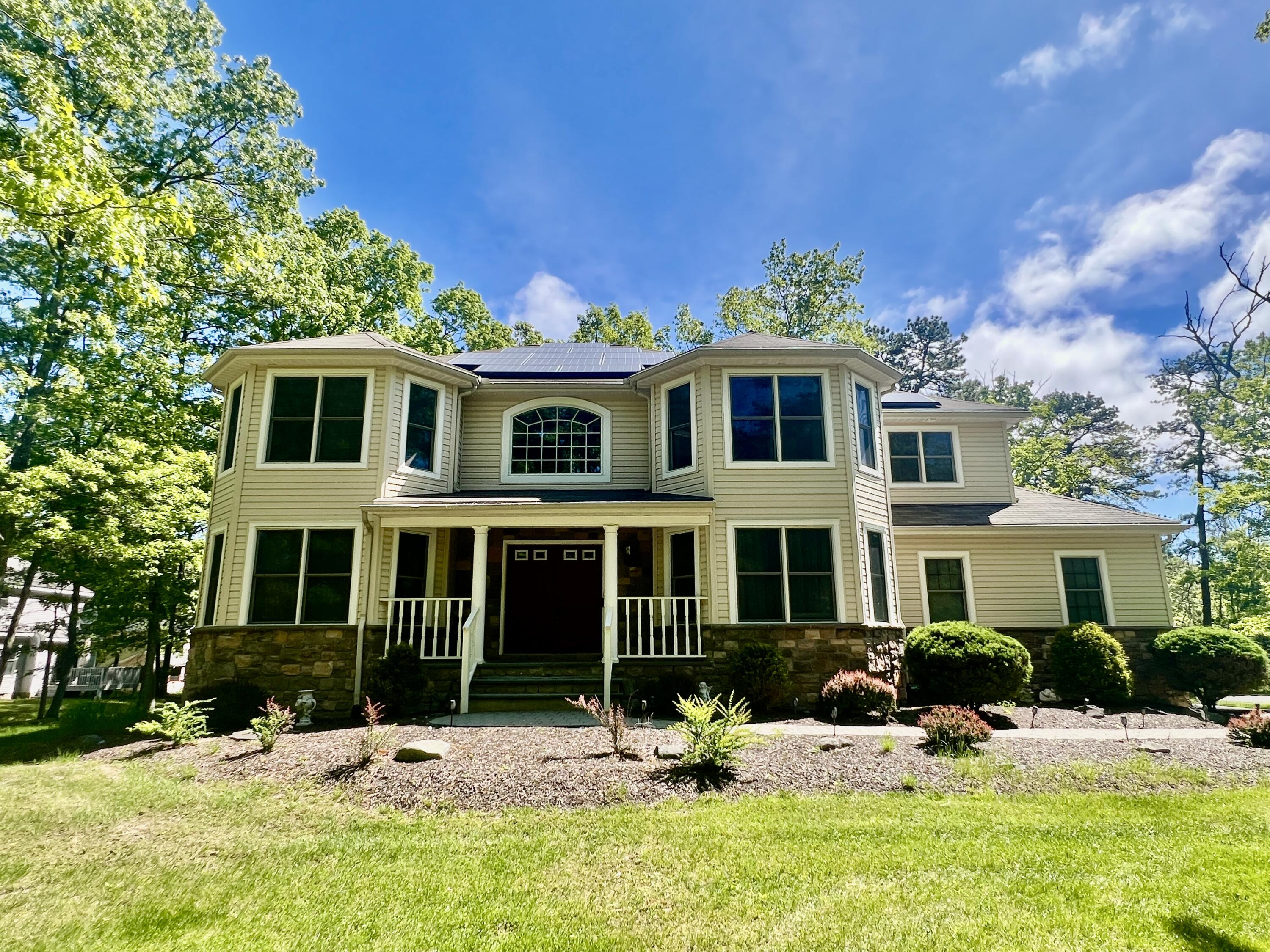 512 Bombur Lane, Tamiment, Pennsylvania image 1