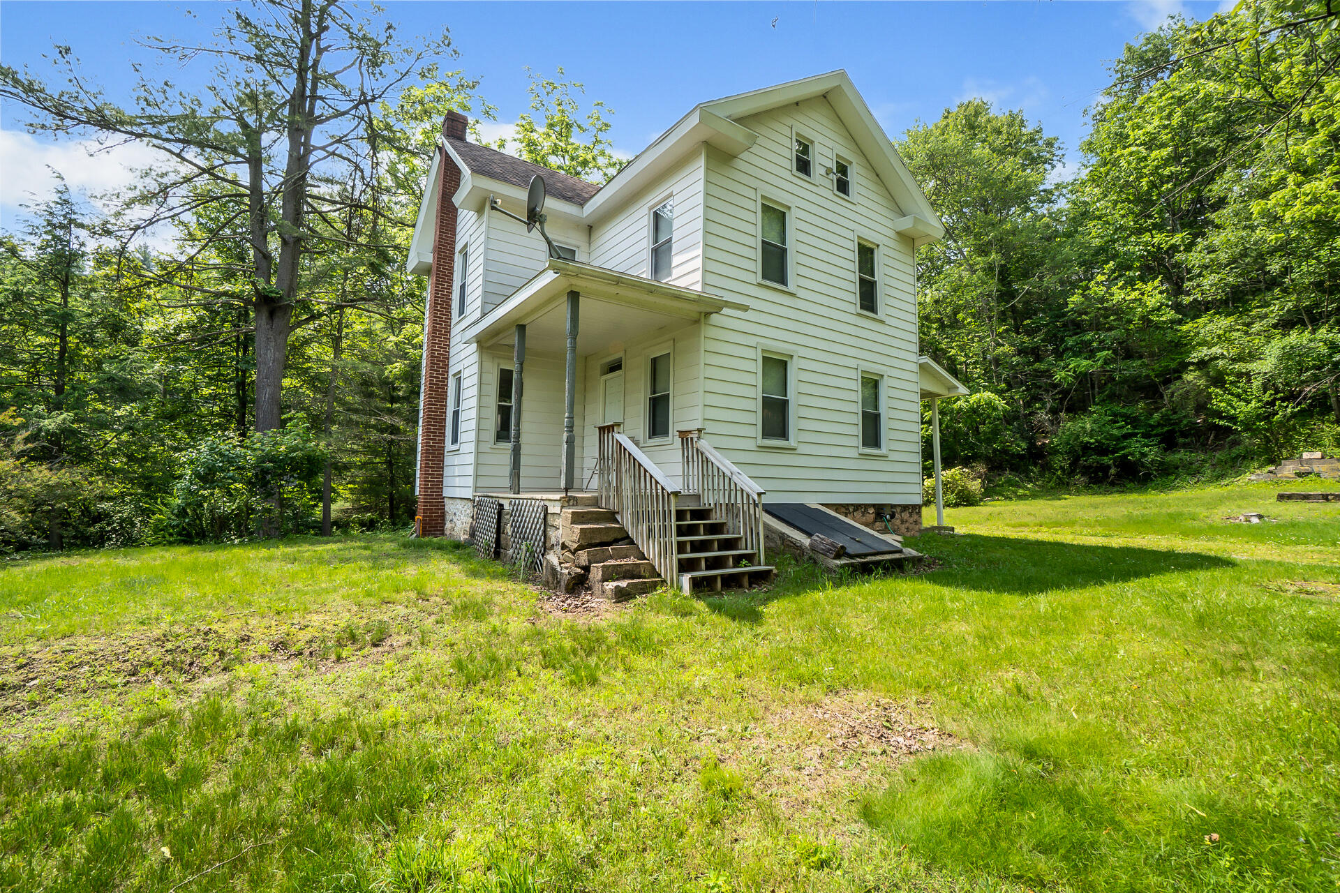 266 Laurel Road