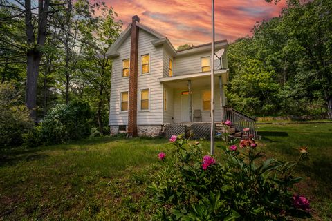 266 Laurel Road Lehighton PA 18235