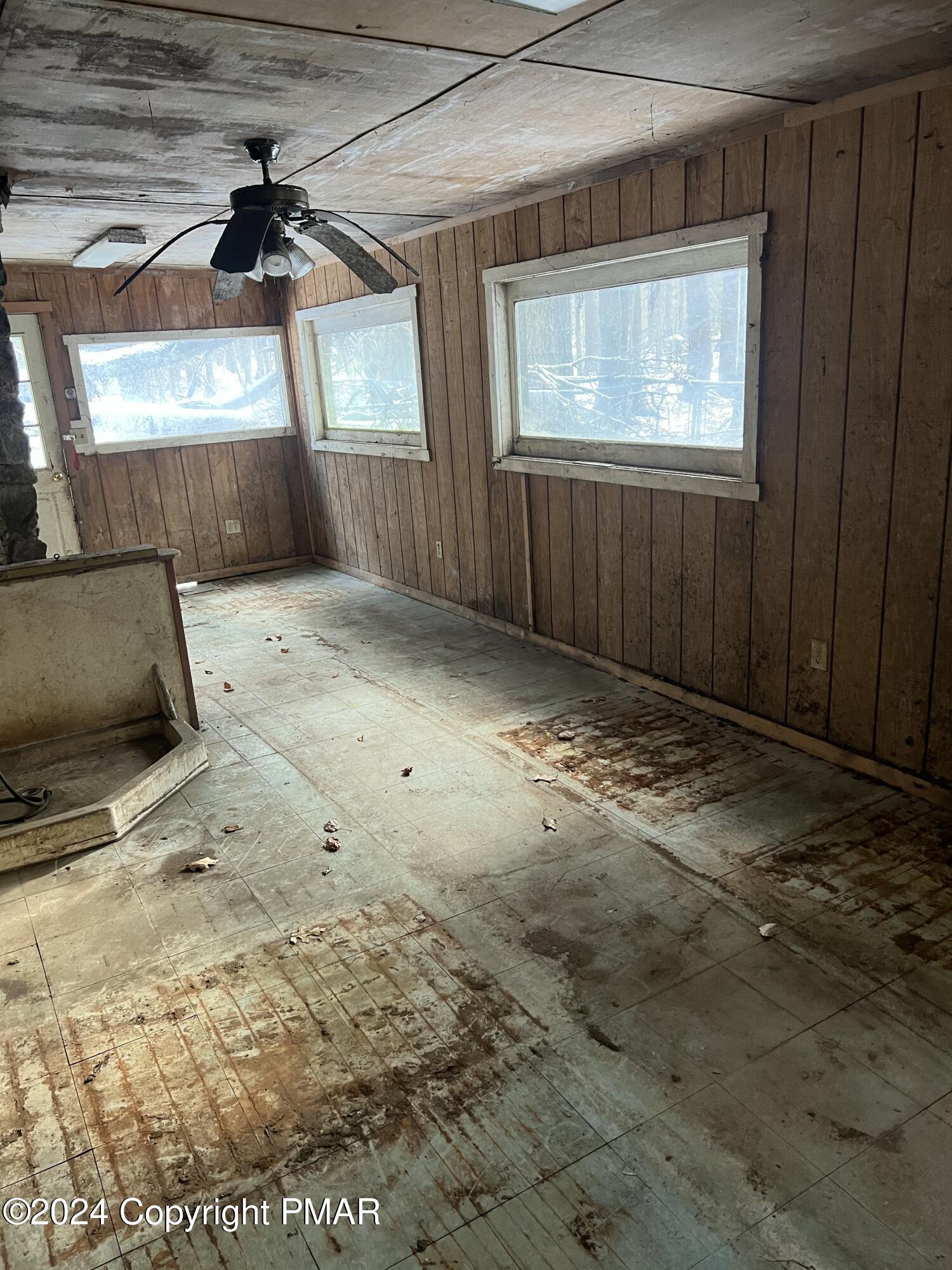 213 Hellers Lane, Long Pond, Pennsylvania image 14