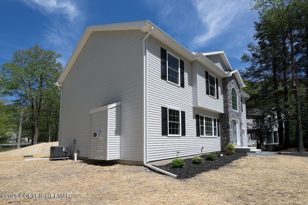 8912 Deerfield Road